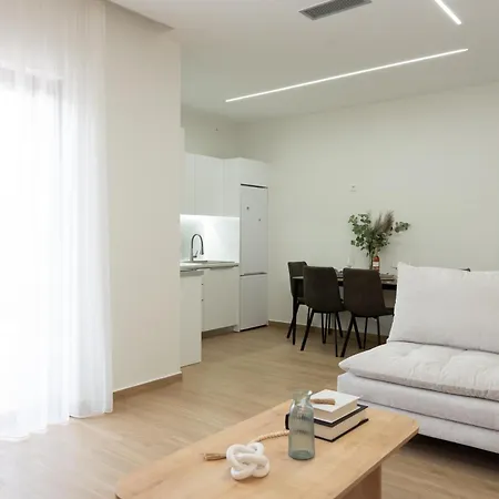 Cyclopean View 2 Apartment *